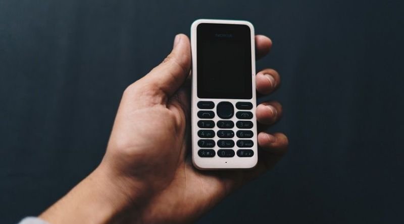The Dumb Phone Makes a Comeback: What Does This Mean for Your Marketing Strategy?