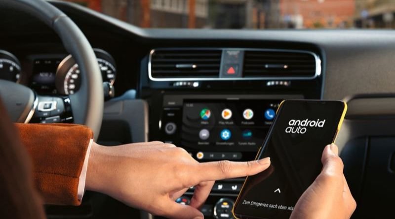 BlackBerry is Taking Over the Automotive Industry with Its iOS for Cars